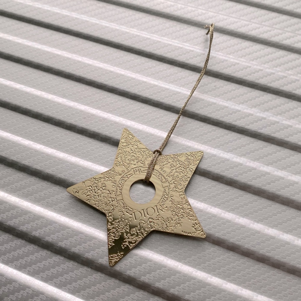 DIOR TUILLERIES STAR CHARM